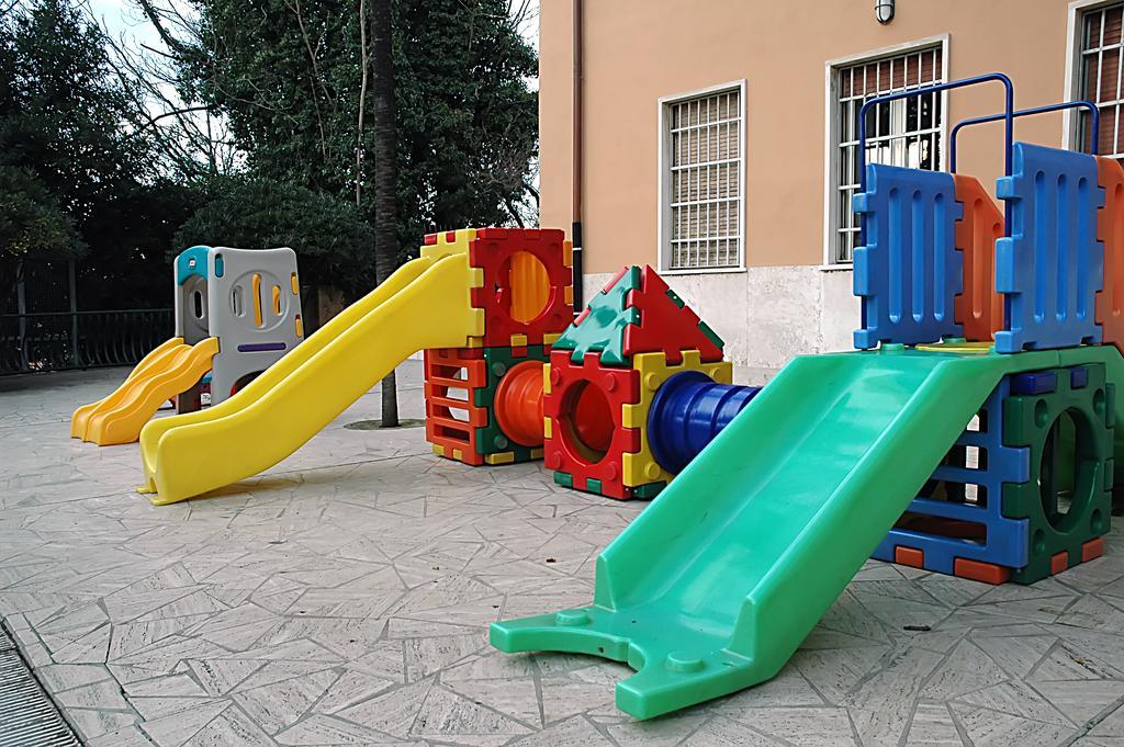 Casa Religiosa Per Ferie Ancelle Del Santuario Hotel Rome Exterior photo